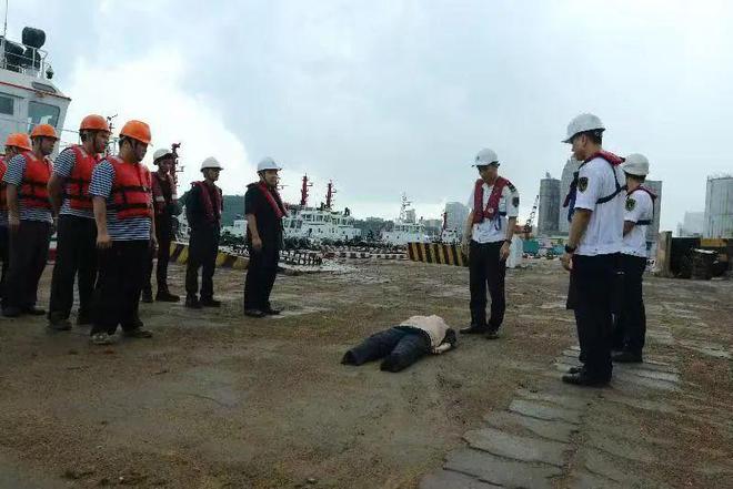 Kaiyun：防城港海事局全方位服務(wù) 助力船員逐夢(mèng)深藍(lán)(圖4)