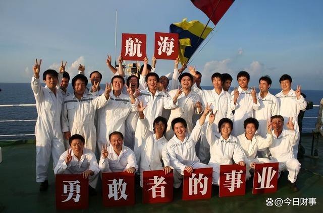 Kaiyun：為什么船員工資給得高卻沒人愿意干呢？網(wǎng)友：男女關(guān)系貓膩太多(圖2)